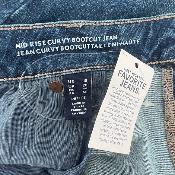 NWT Land’s End Mid Rise Curvy Boot Cut Jeans Size 18 Women’s - Picture 4 of 5